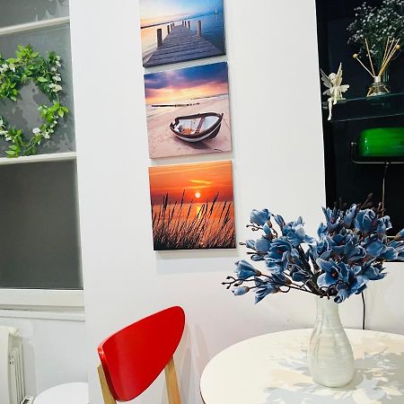 Dream Dwell Paris-Chic Flat In The Heart Of Marais Near Pompidou Centre Exterior foto